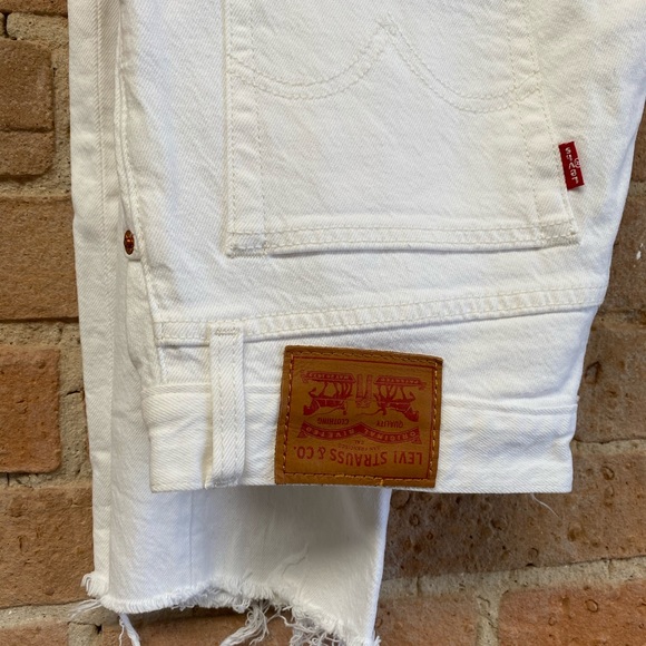 Levi’s High-Rise White Jean size 27 - Picture 2 of 6